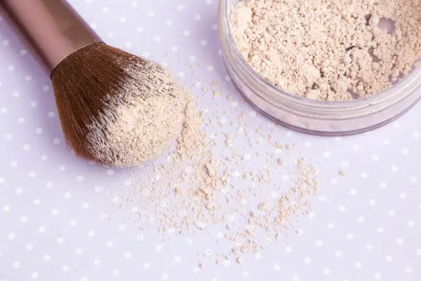 Tutorial de Maquiagem Mineral para um Look Natural e sem Irritações